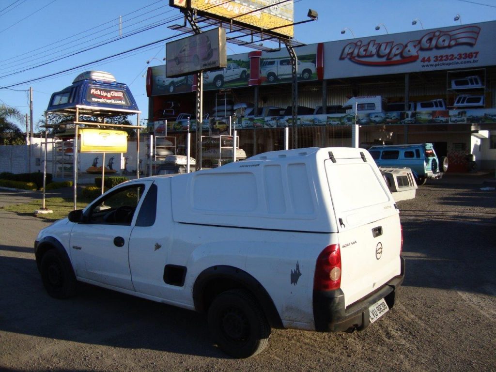 Capota de Fibra para Montana